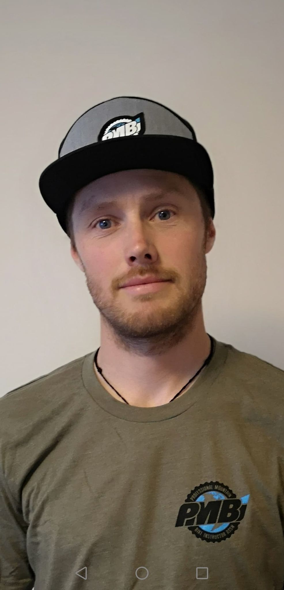 OLIVE HEATHER MENS TSHIRT (OLD LOGO)